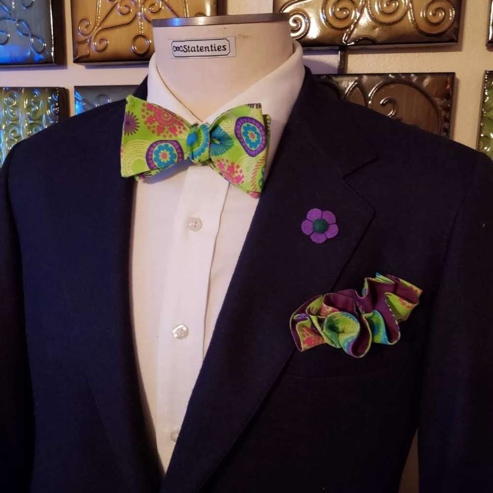 Bowtie & pocket square